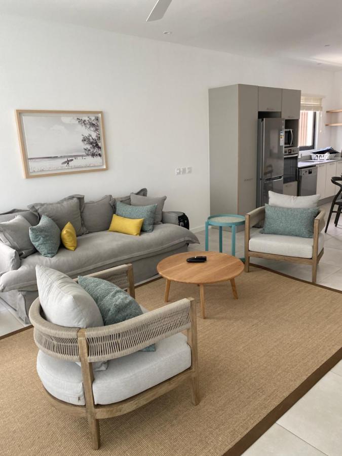 Eastern Blue Beachfront Luxury Apartment Poste Lafayette Εξωτερικό φωτογραφία