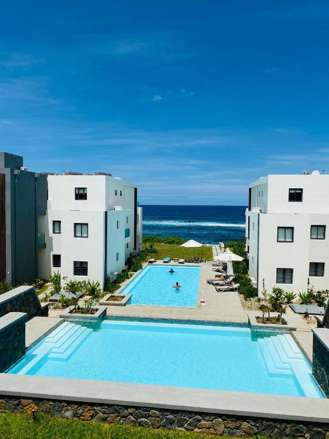 Eastern Blue Beachfront Luxury Apartment Poste Lafayette Εξωτερικό φωτογραφία