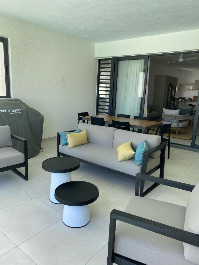Eastern Blue Beachfront Luxury Apartment Poste Lafayette Εξωτερικό φωτογραφία
